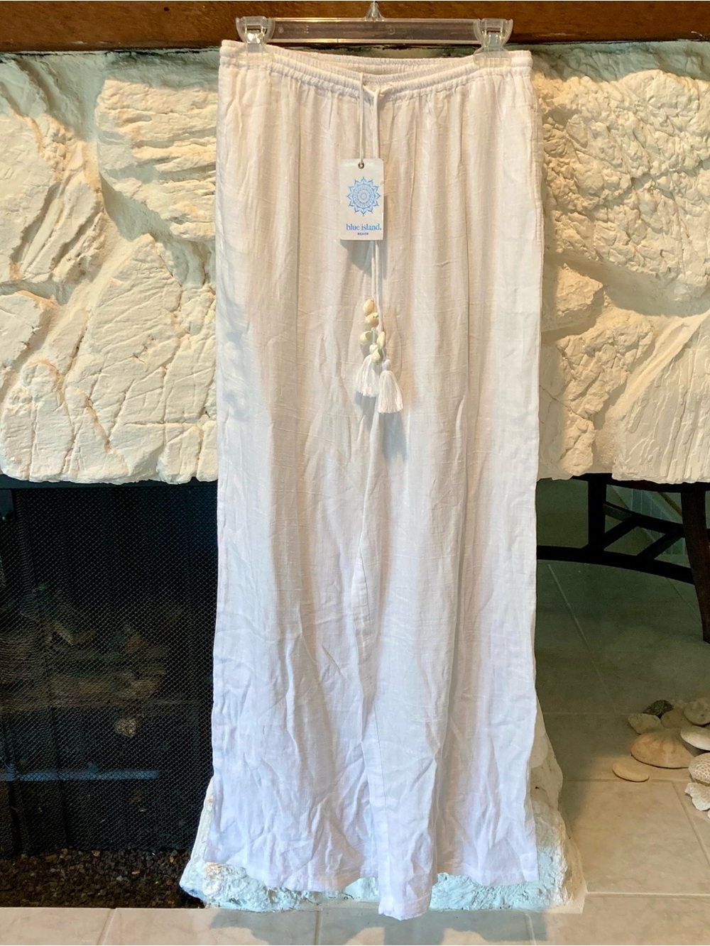 NWT Blue Island White Wide-Leg Beach Pants- size medium